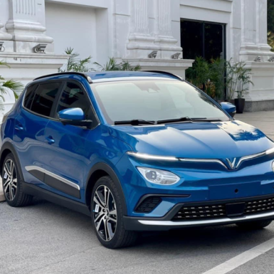 taxi điện 4 chỗ