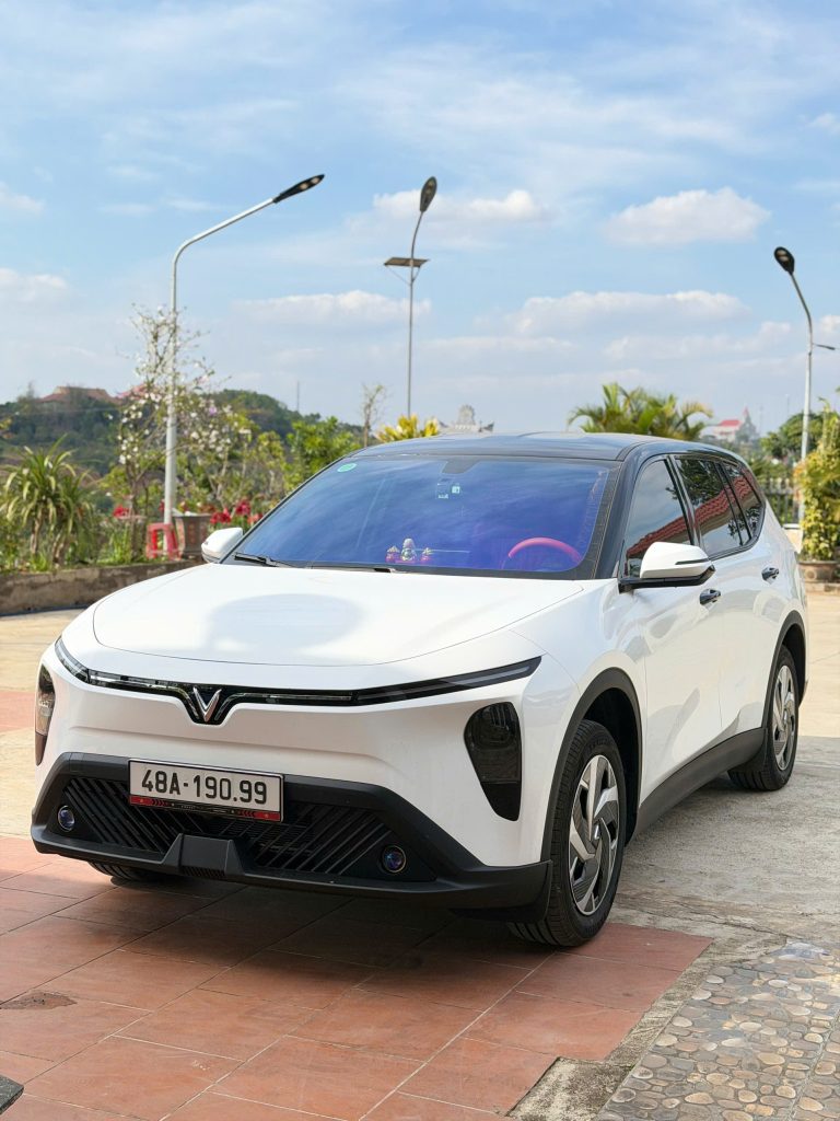 taxi điện kiến đức